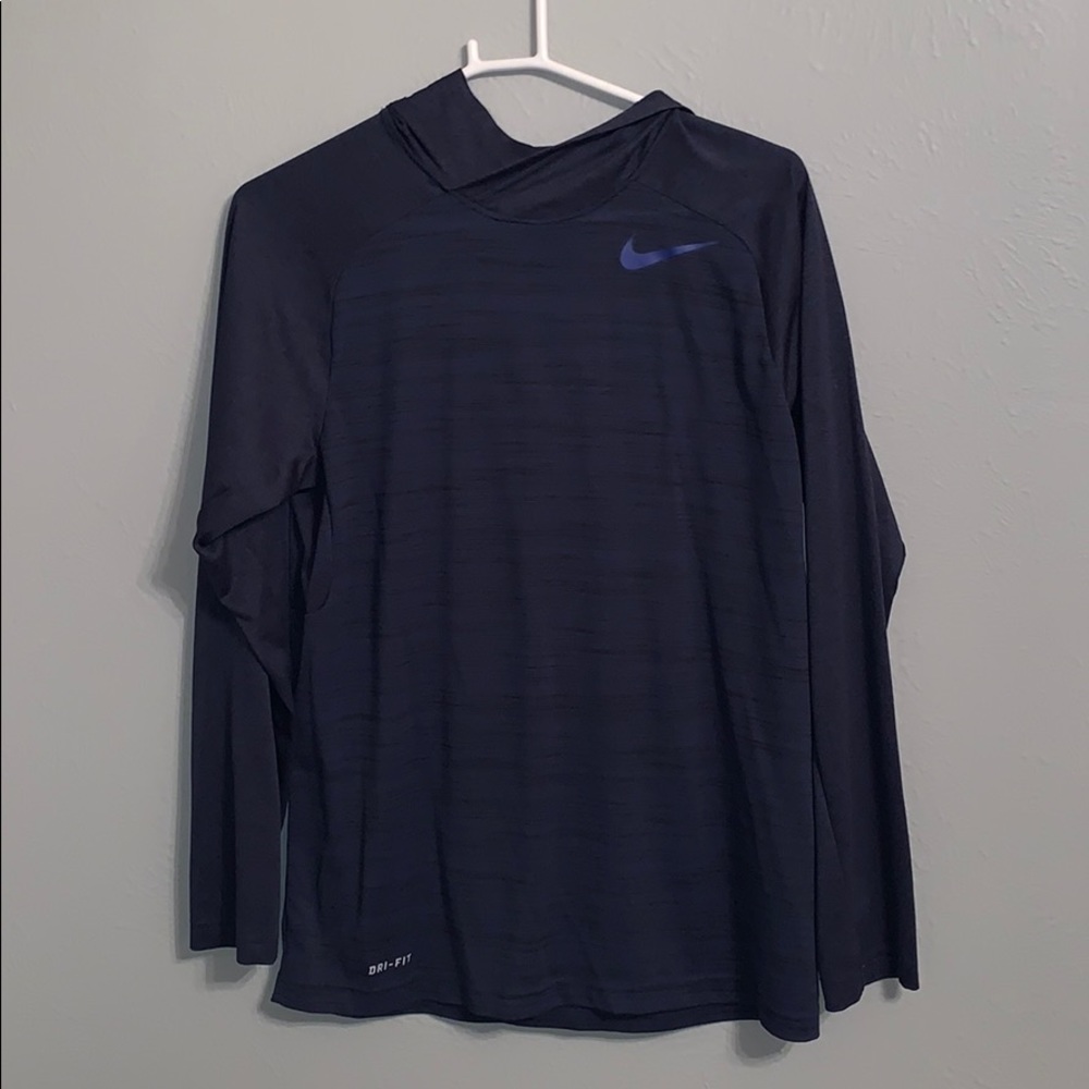 Men’s Nike pullover